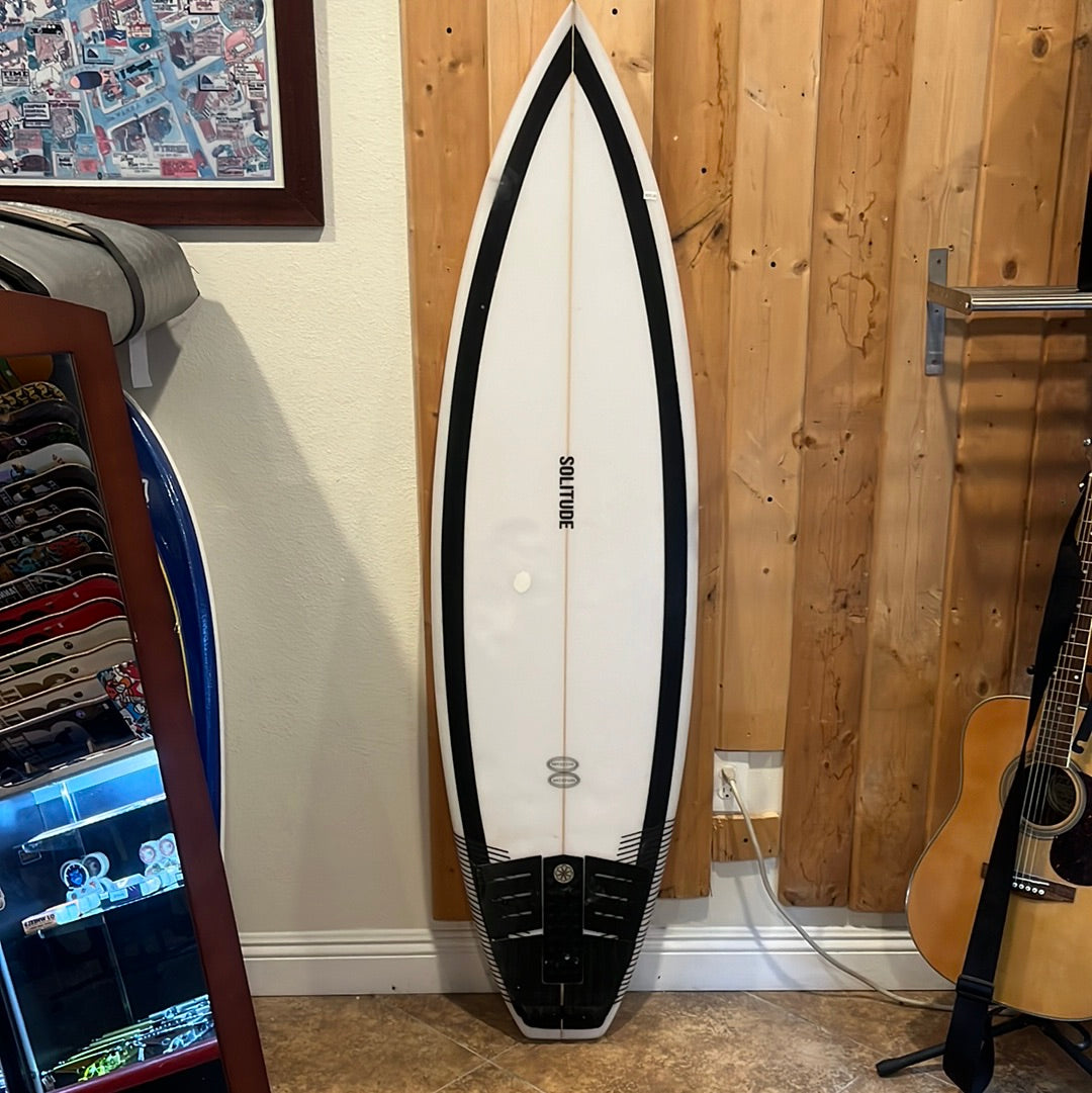 Solitude Surfboards 5&#39;9&quot; (used)