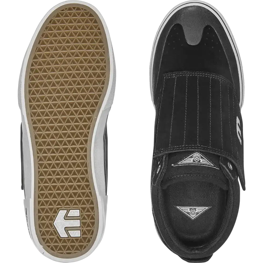 Etnies Andy Anderson Black/White Size: 9.5