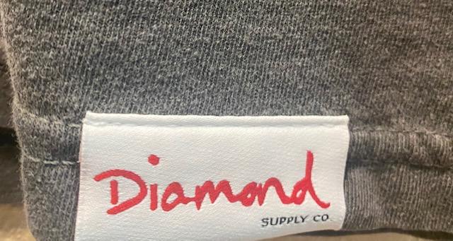 DIAMOND TRACE OG SCRIPT TEE  (PEPPER BLACK) Sunny Smith LLC