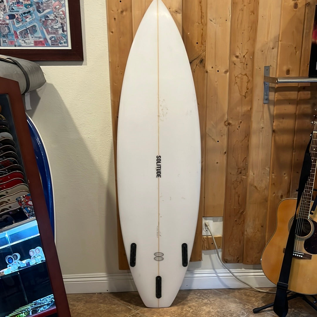 Solitude Surfboards 5'9" (used)