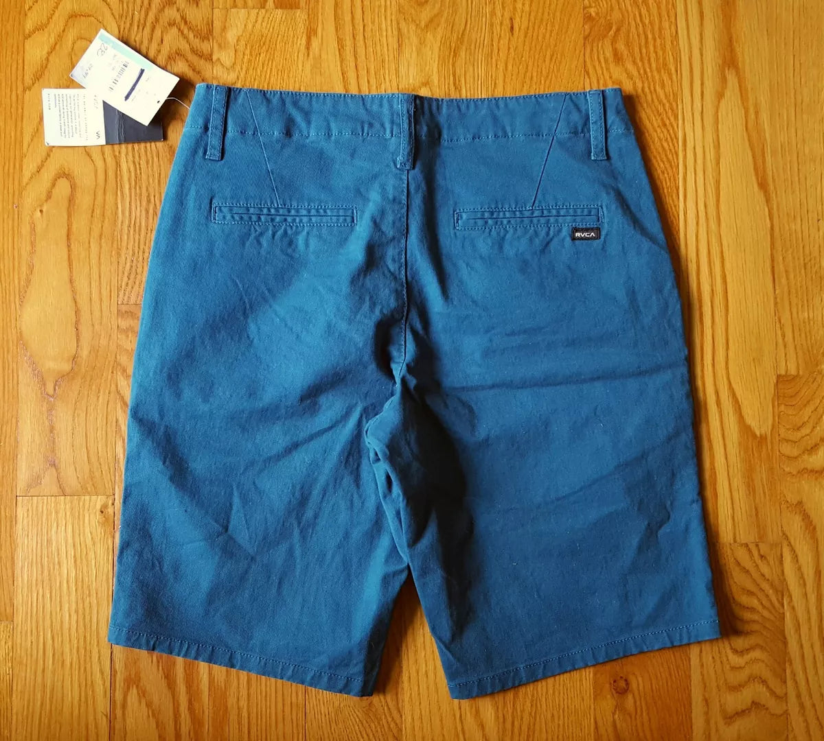 RVCA Sayo Short Sunny Smith LLC
